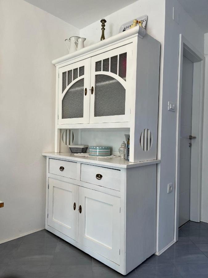 Gemuetliches Apartment In Der Altstadt V. Punat Esterno foto